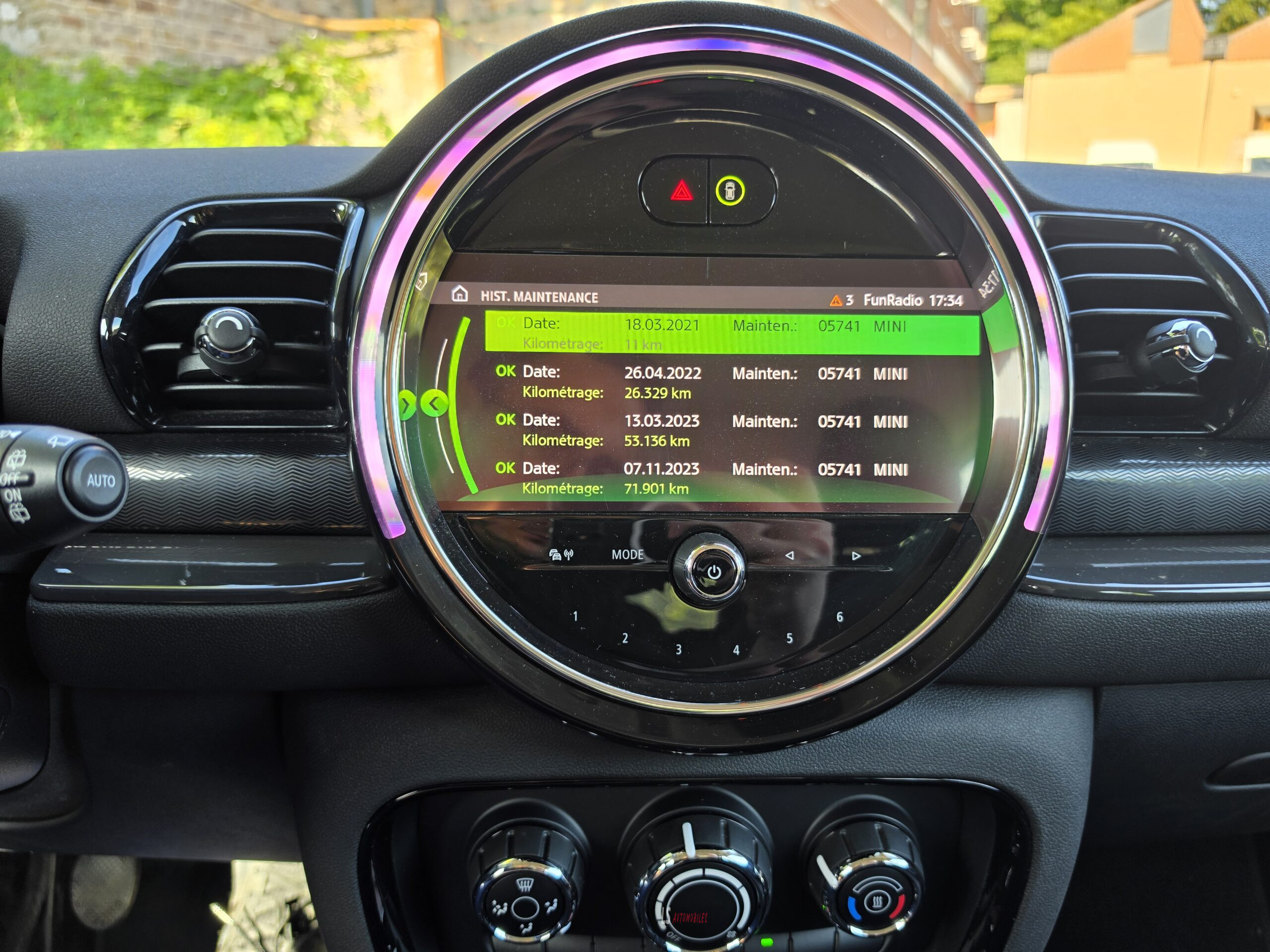 
								MINI CLUBMAN 1.5D full									