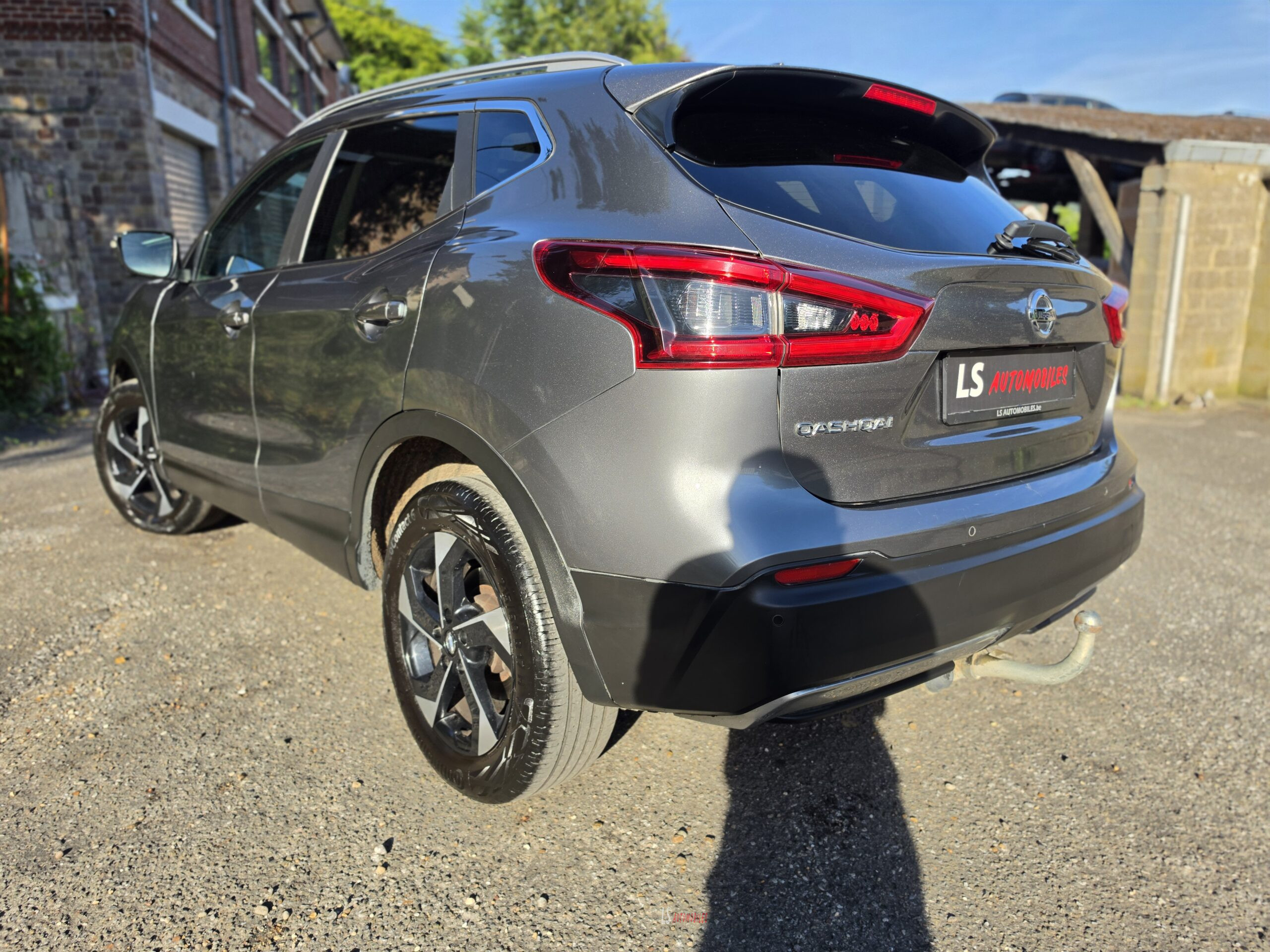 
								NISSAN QASHQAI full									