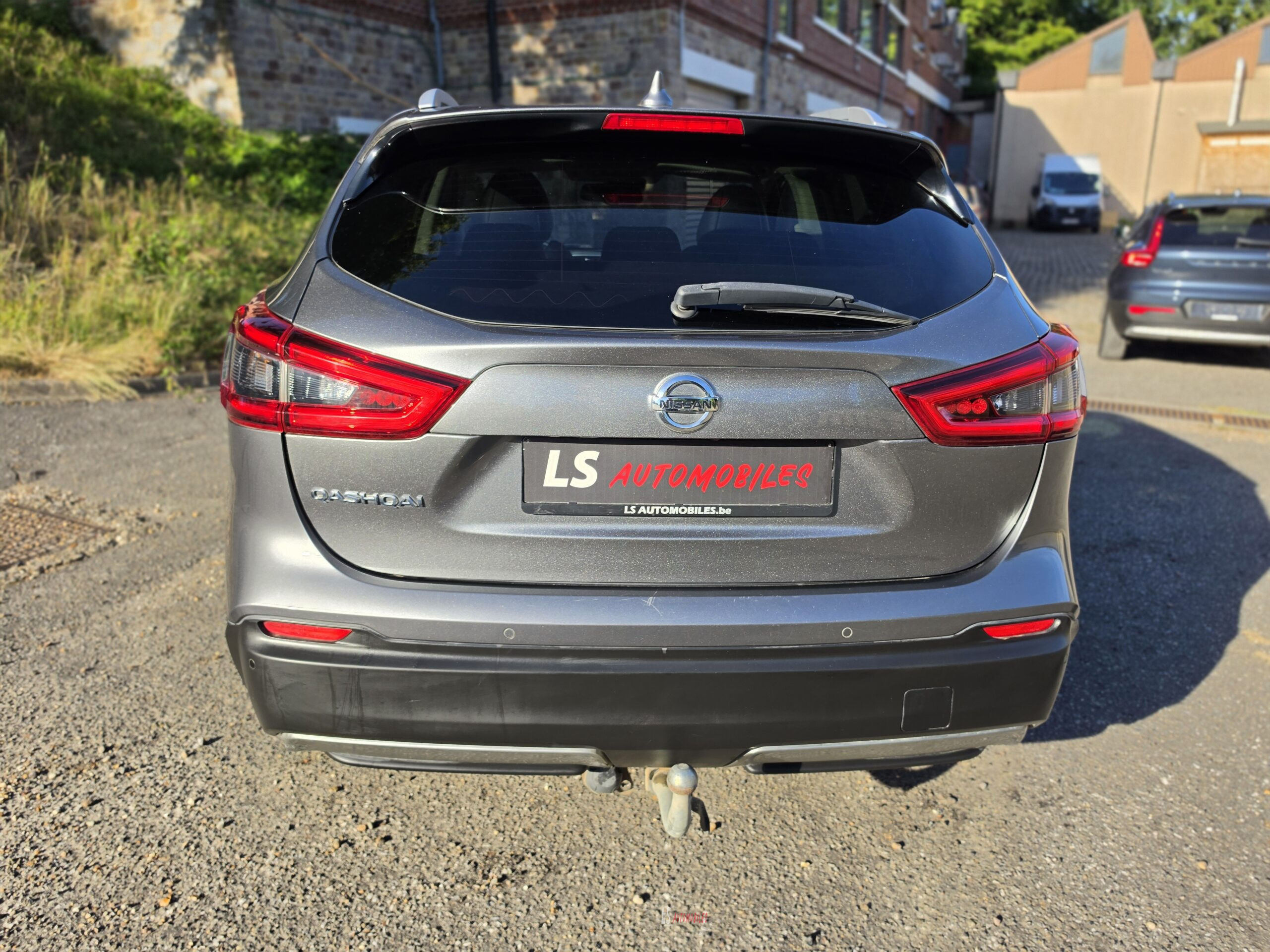 
								NISSAN QASHQAI full									