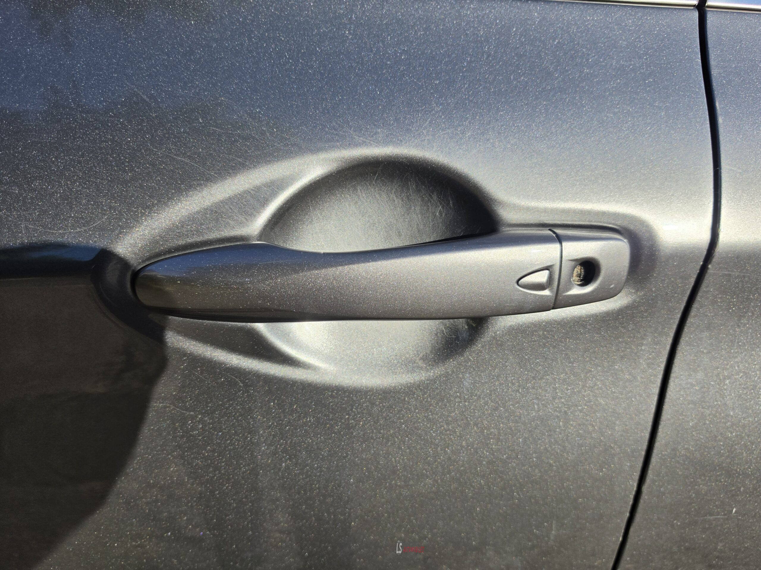 
								NISSAN QASHQAI full									