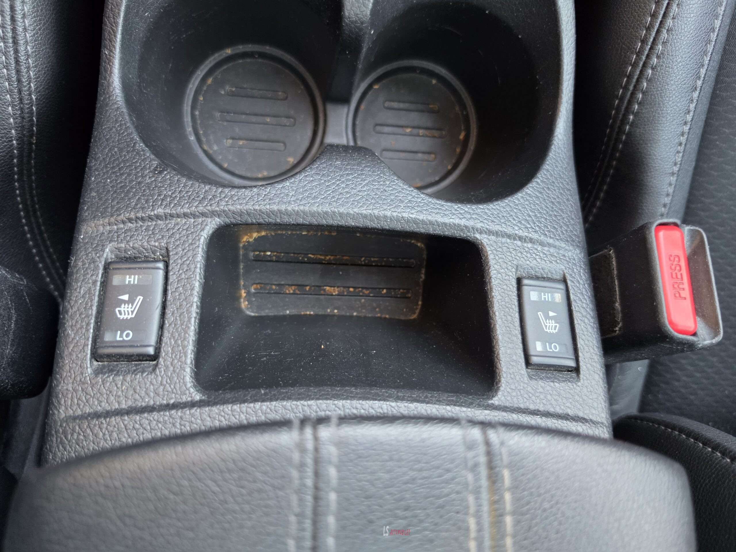 
								NISSAN QASHQAI full									