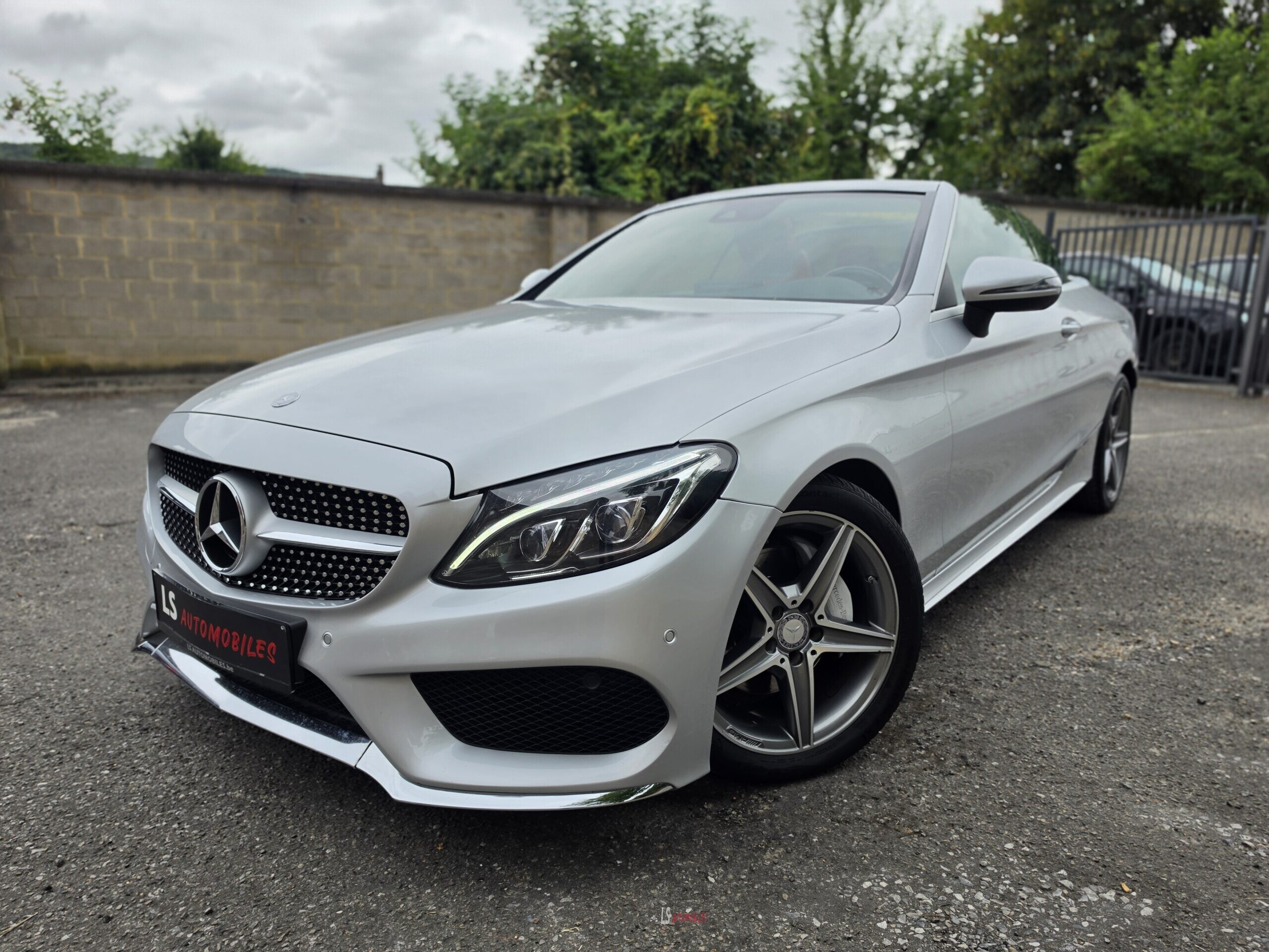 
								MERCEDES C220 CABRIOLET full									