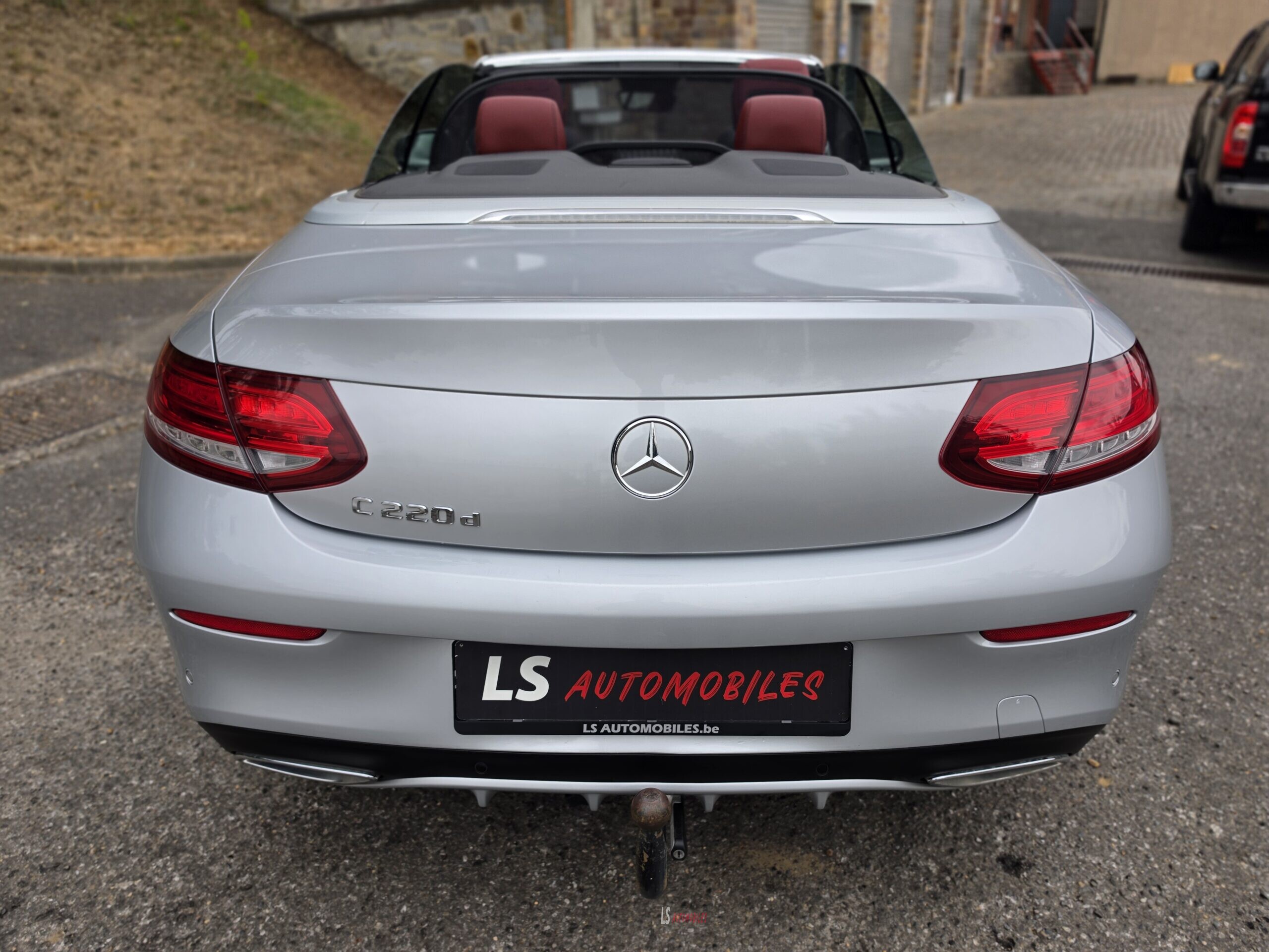 
								MERCEDES C220 CABRIOLET full									