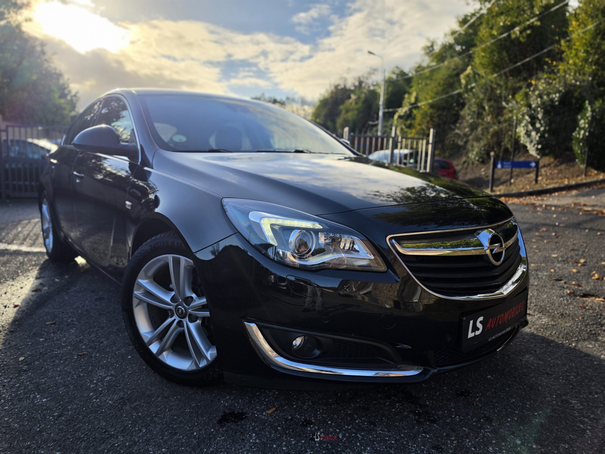 OPEL INSIGNIA BERLINE