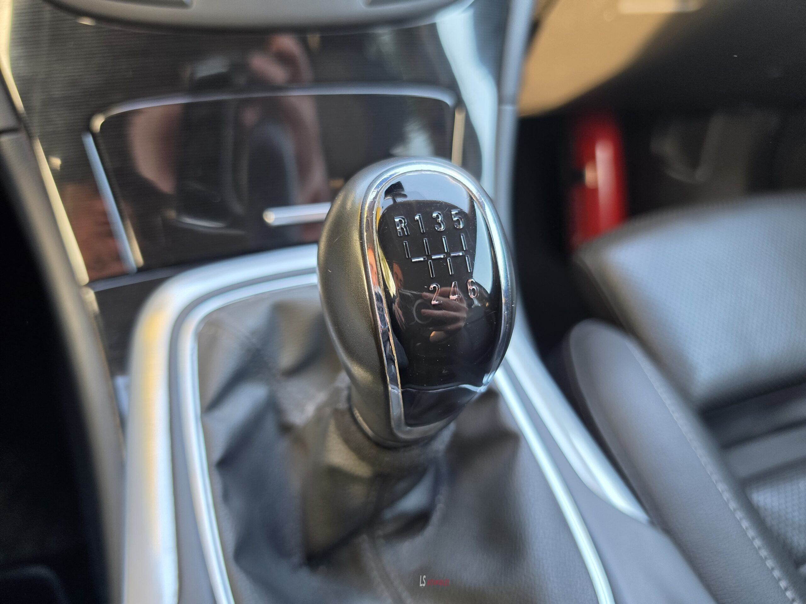 
								OPEL INSIGNIA BERLINE full									