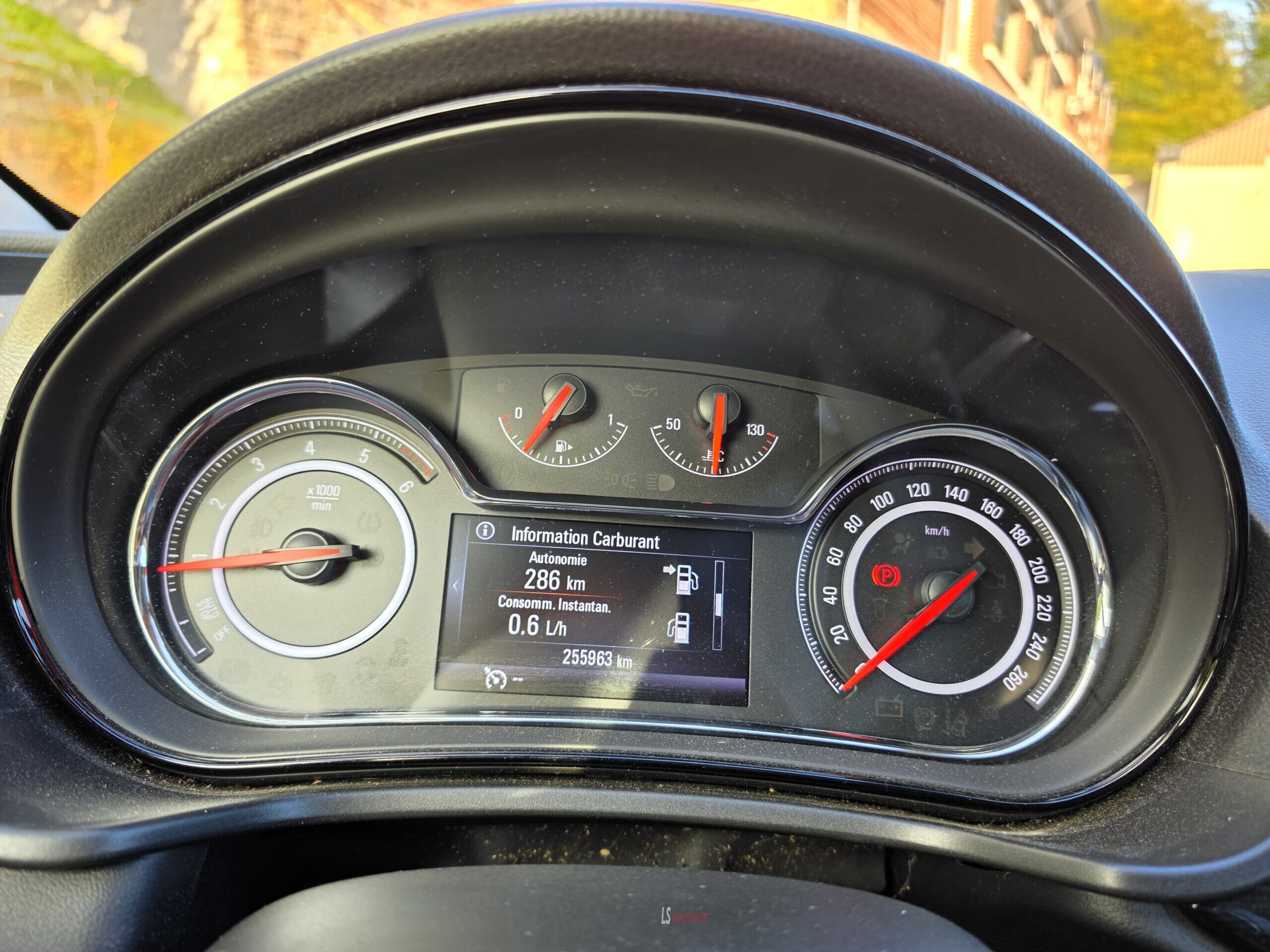 
								OPEL INSIGNIA BERLINE full									