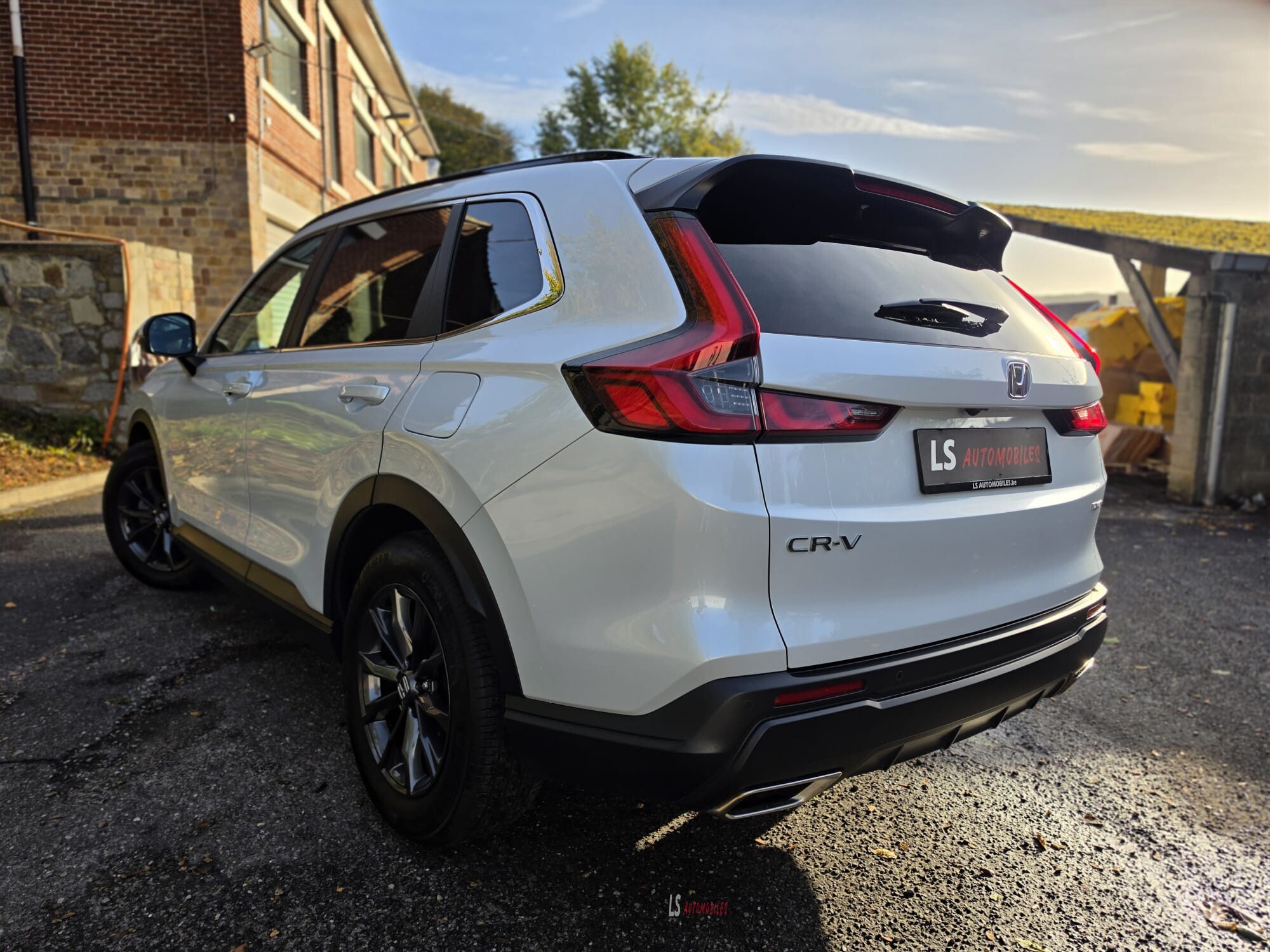 
								HONDA CR-V full									