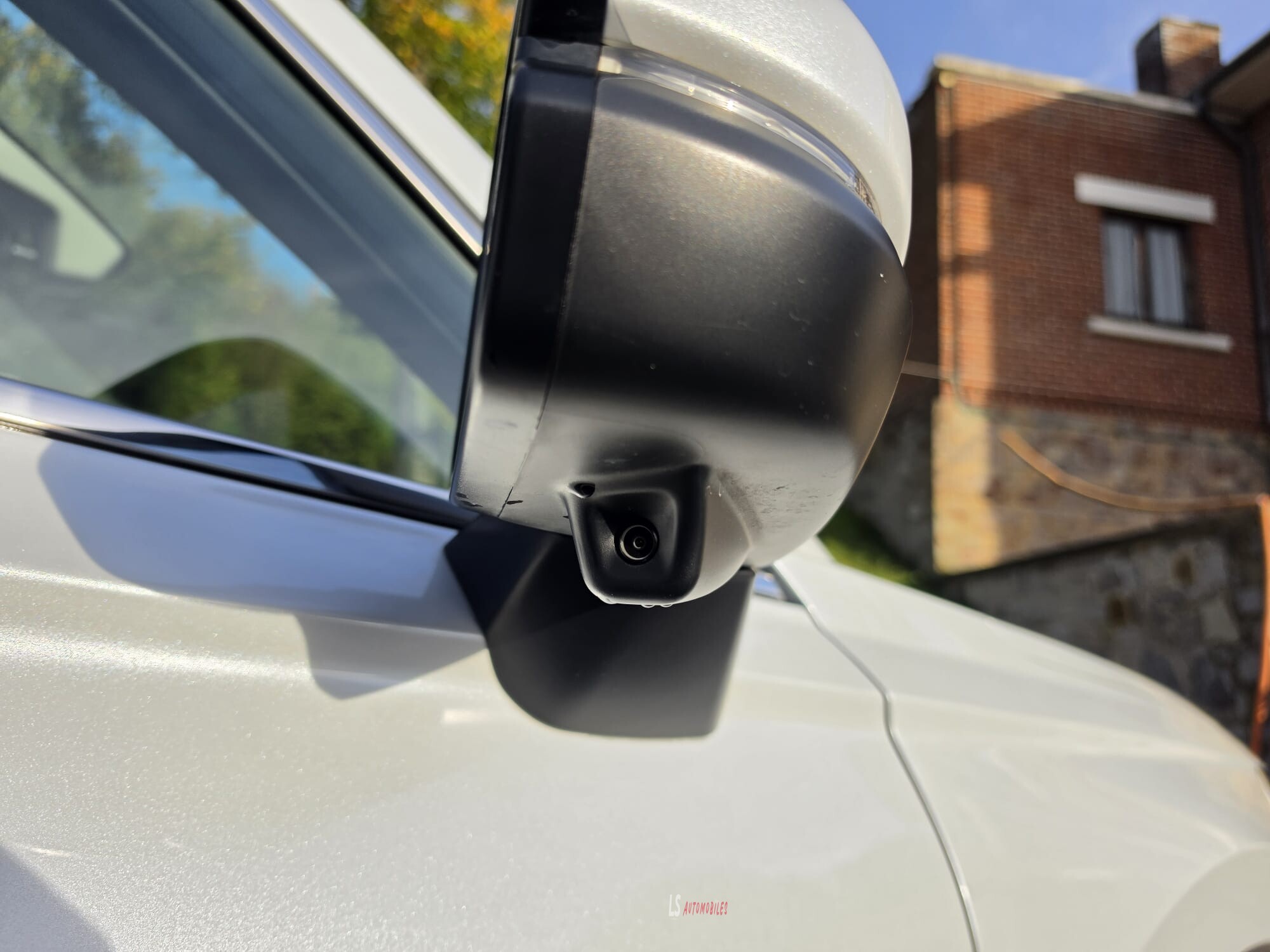 
								HONDA CR-V full									
