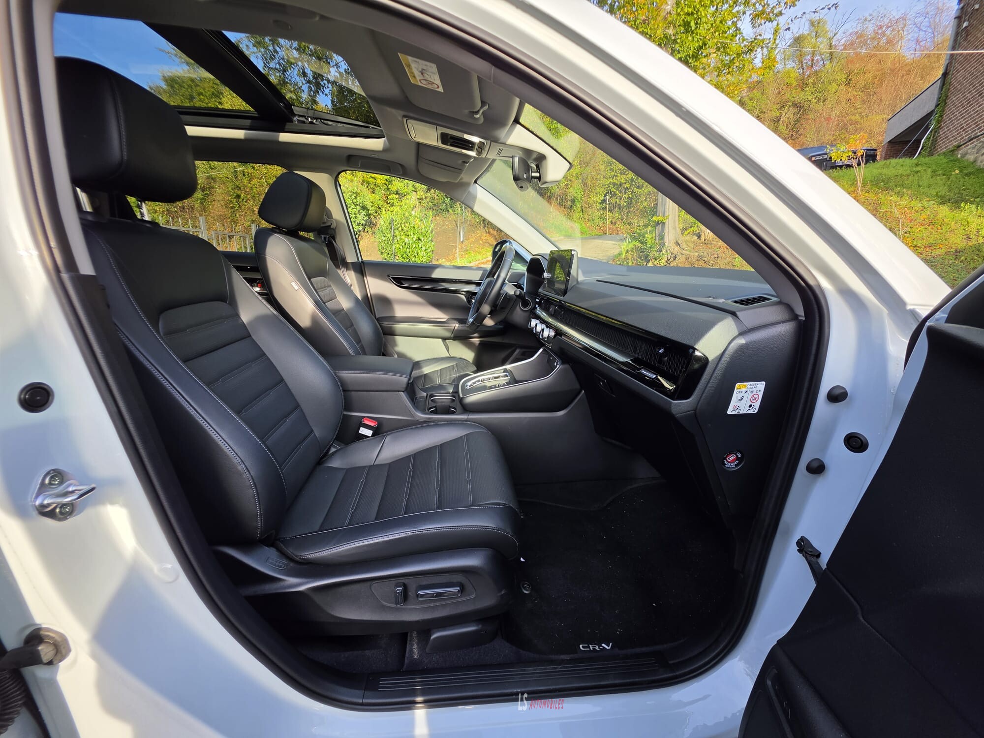 
								HONDA CR-V full									