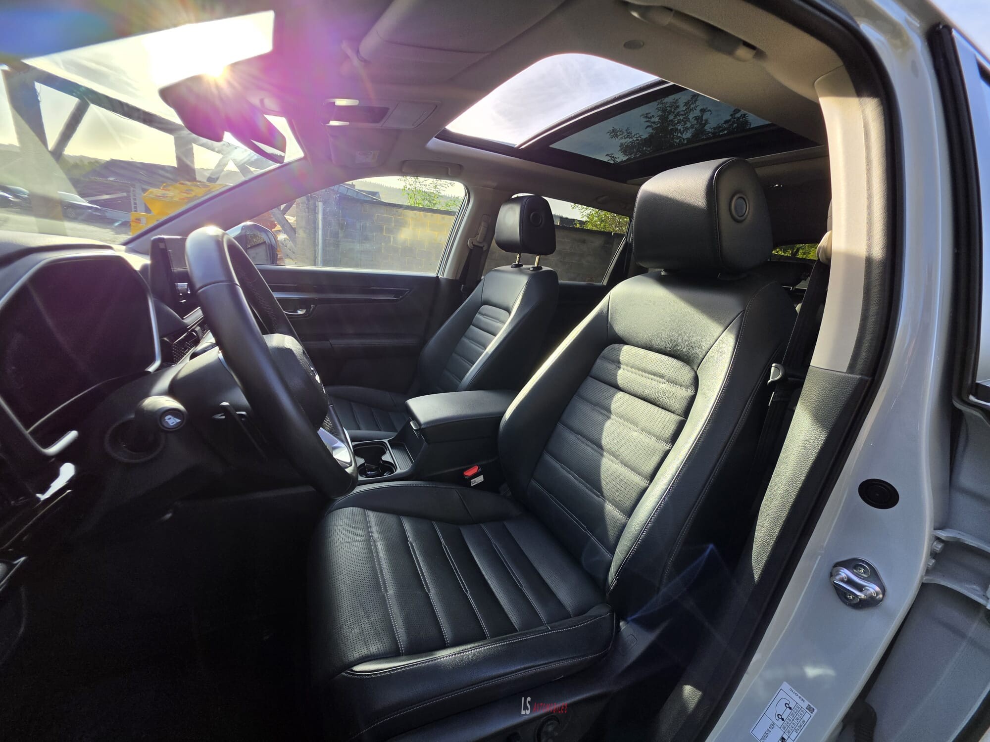 
								HONDA CR-V full									