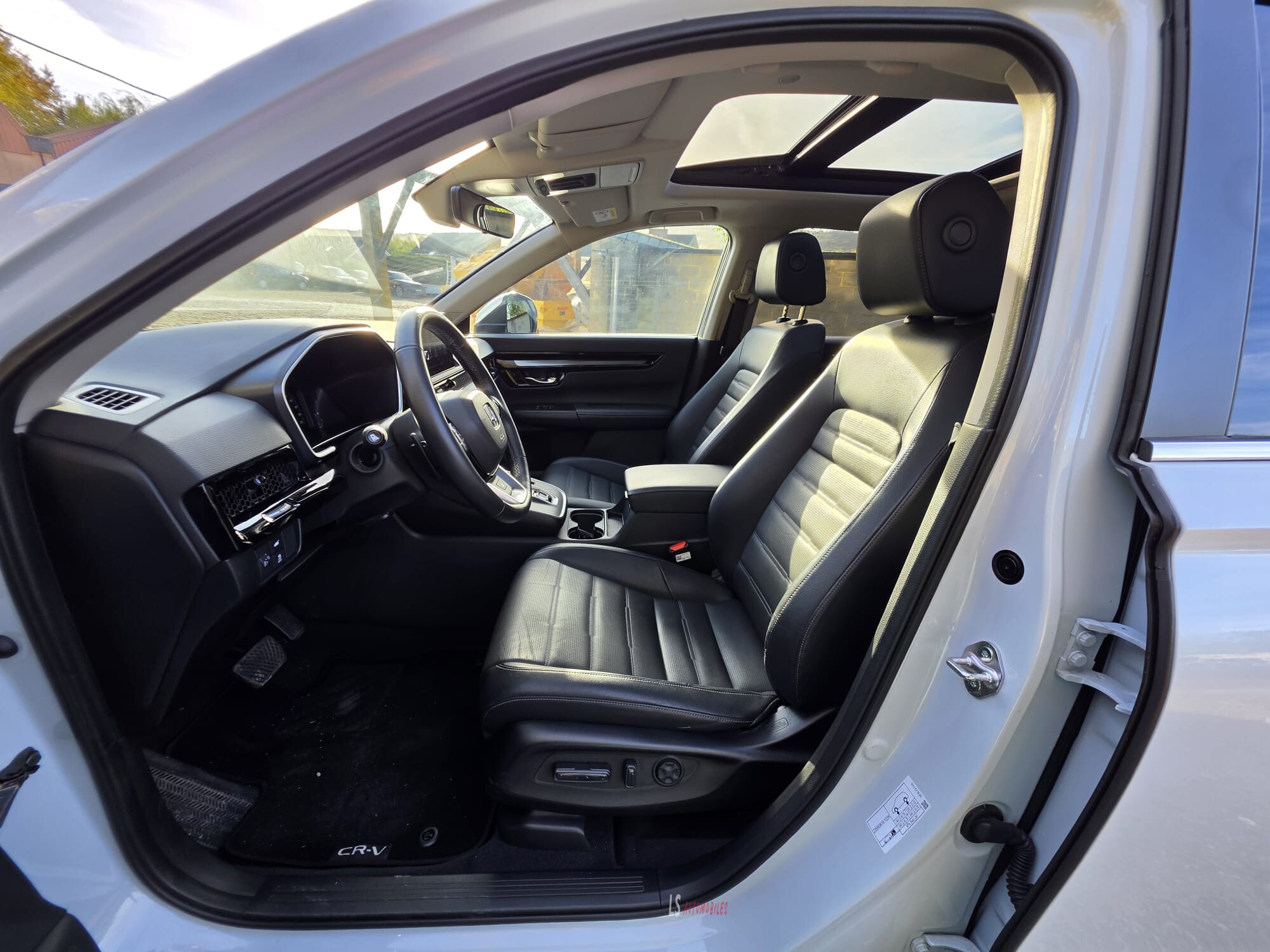 
								HONDA CR-V full									