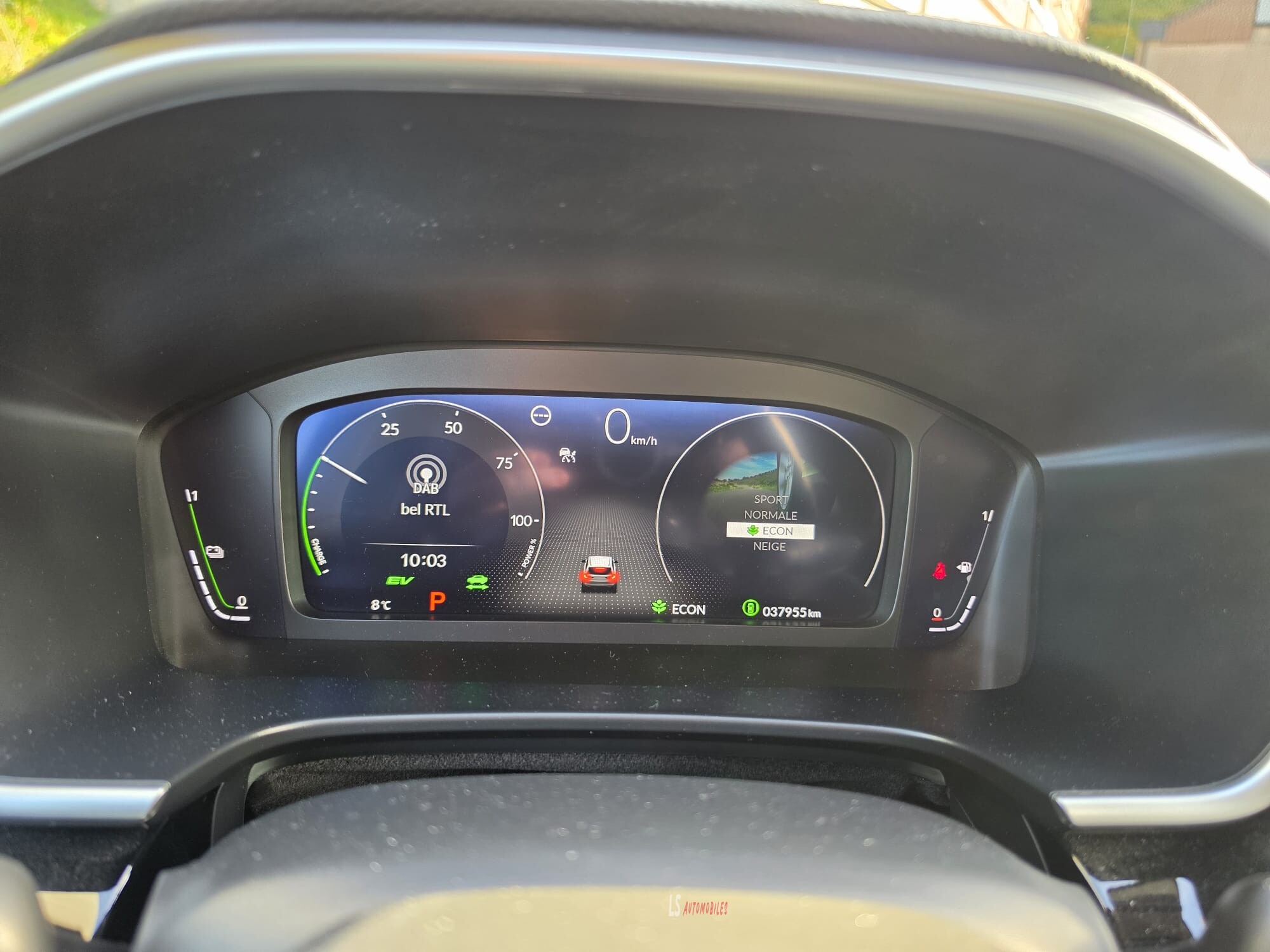 
								HONDA CR-V full									