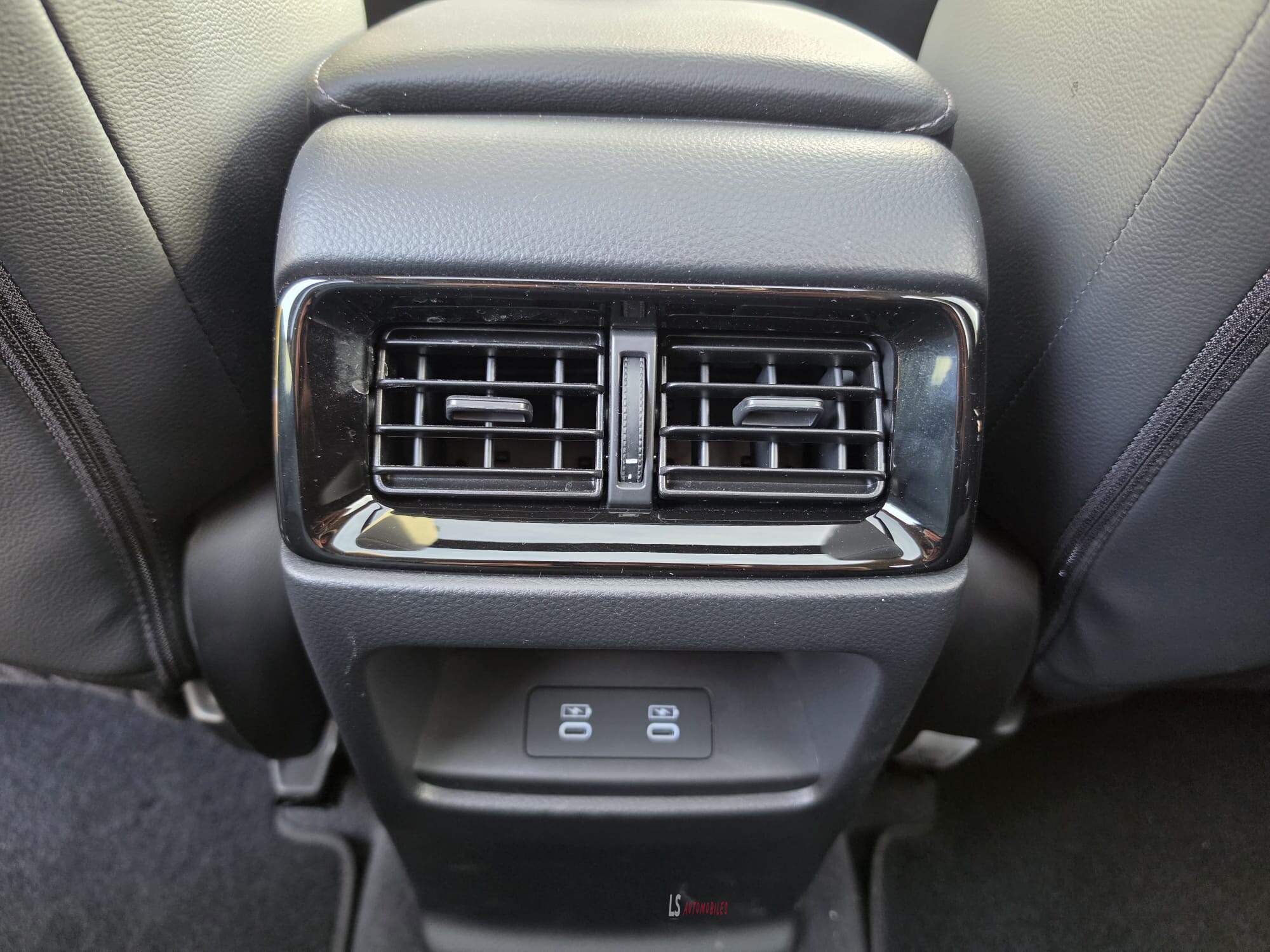 
								HONDA CR-V full									